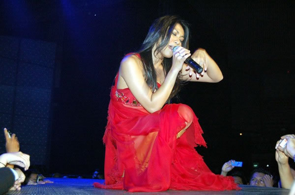 Anggun in concerto a Jakarta (Indonesia)<br>Foto gentilmente concessa da Kapanlagi.com