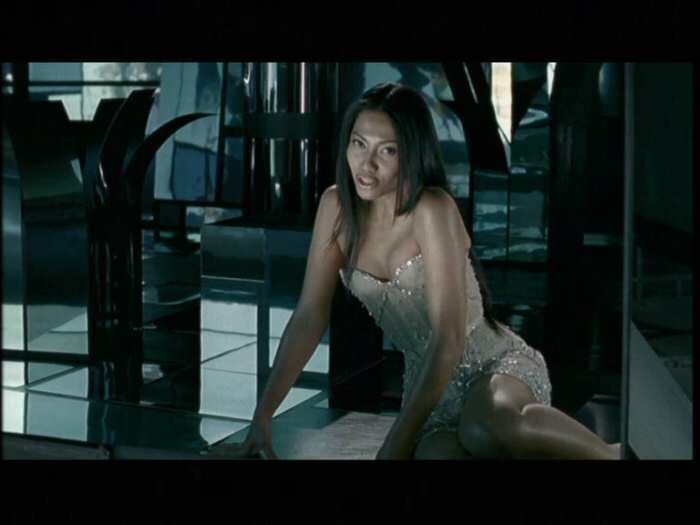 Etre una Femme Video - Thanks to Davide Massano