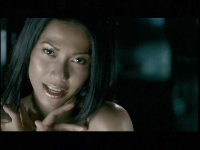 Etre una Femme Video - Thanks to Davide Massano