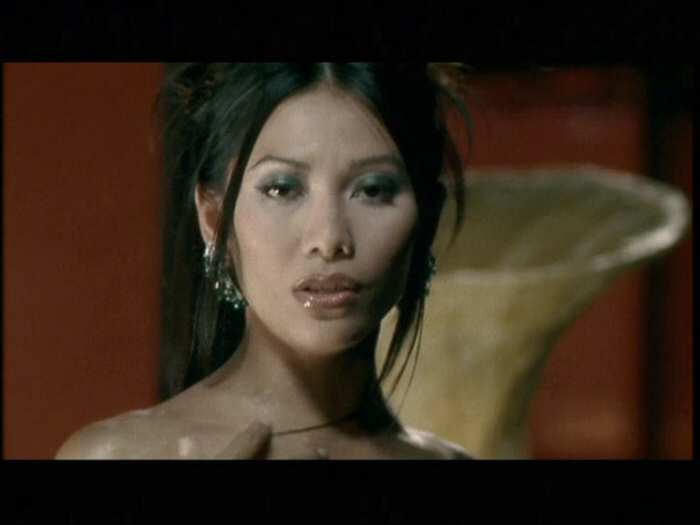 Etre una Femme Video - Thanks to Davide Massano
