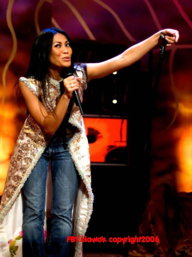 Anggun at Indosiar TV