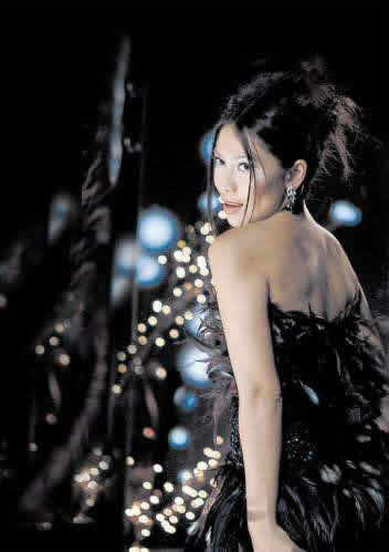 Anggun Promo Picture