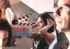 Backstage di "Derrière la porte"